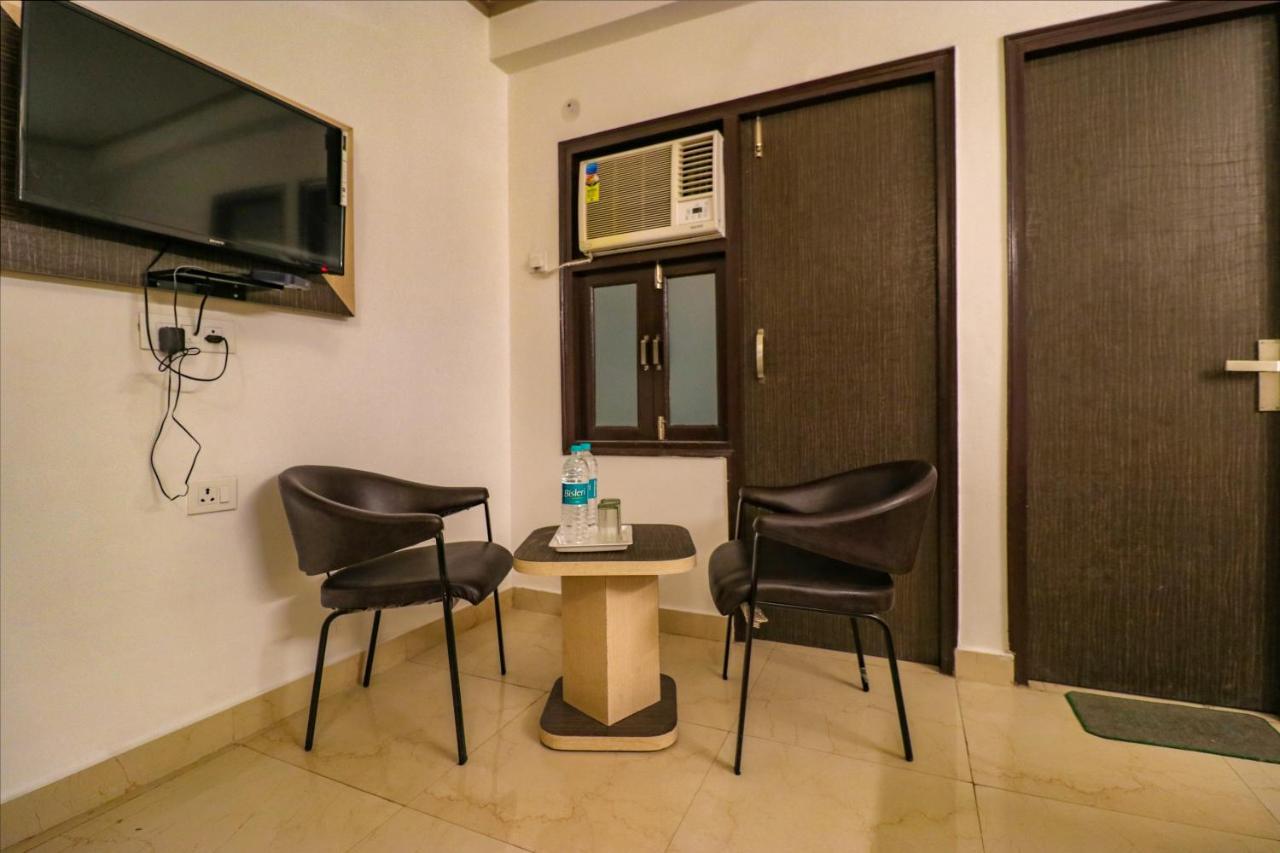 Hotel Fabexpress Dolphin International Near Delhi Airport Neu-Delhi Exterior foto
